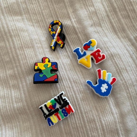 Set of 5 Autism Awareness Appreciation Shoe Charms NEW IN PACKAGE - Picture 1 of 5